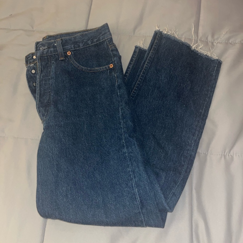 Women’s Levi jeans